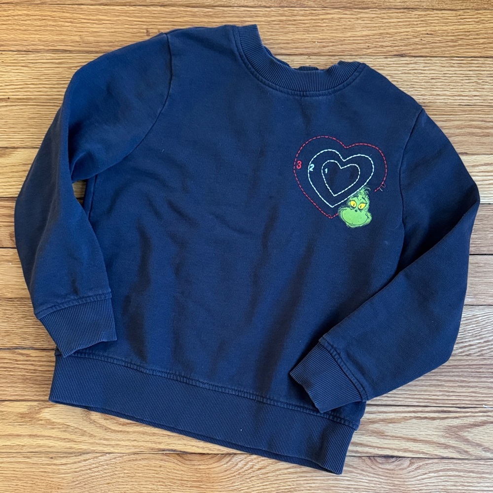 Hanna Andersson Black Sweatshirt with Grinch detail